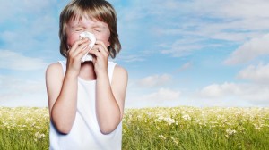 gty_Allergy_season_kid_sneezing_thg_130321_wmain